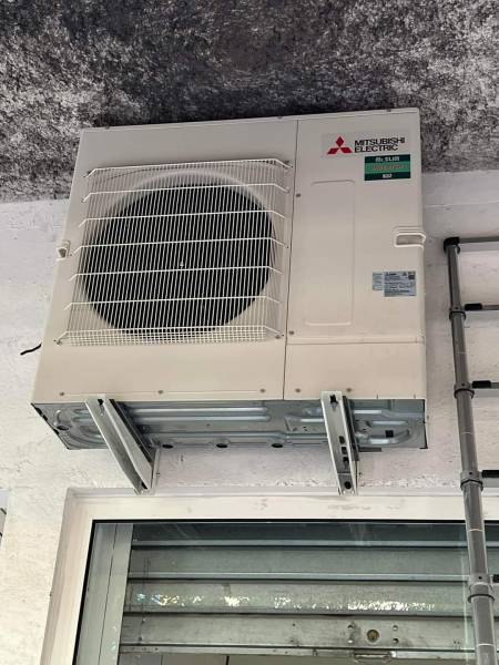 pose du groupe extérieur