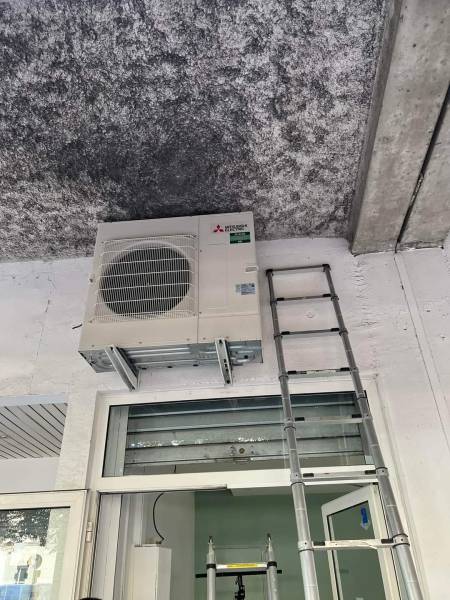 installation d'une climatisation cassette pour un salon de coiffure à Marseille 13006