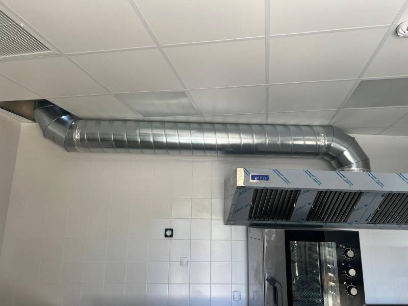 Installation de hotte sur  Aix en Provence