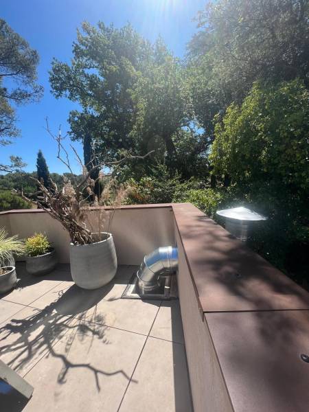 Installation de hotte sur  Aix en Provence