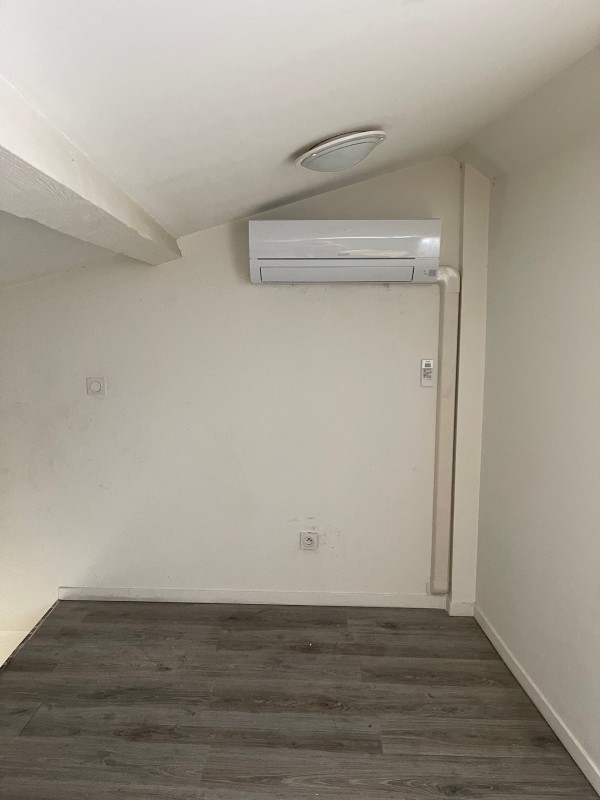 Pose de Climatisation murale mono split 3,5kw MITSUBISHI à Marseille 13004