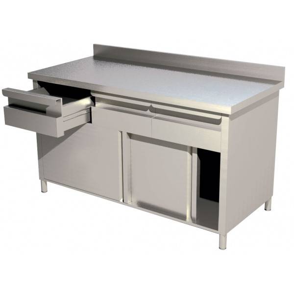 Placard et étagère de rangement en inox pour professionnel à Aubagne